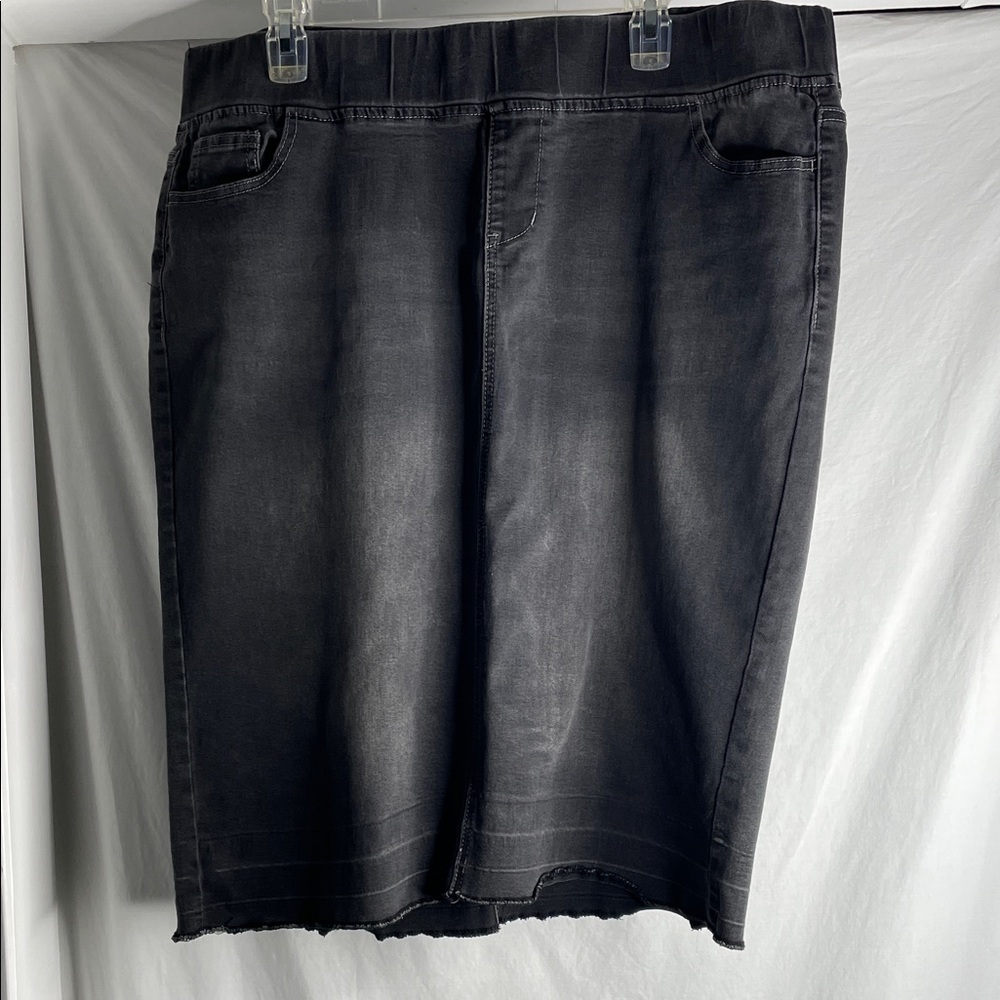 Black Denim Skirt 20W Be Girl